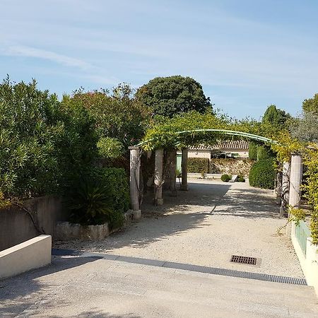 Les Jardins De Fontanille Saint-Remy-de-Provence Bagian luar foto