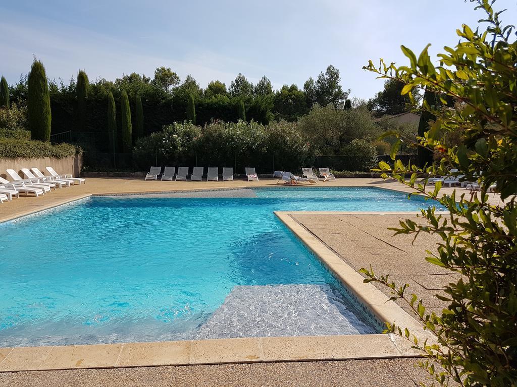 Les Jardins De Fontanille Saint-Remy-de-Provence Bagian luar foto